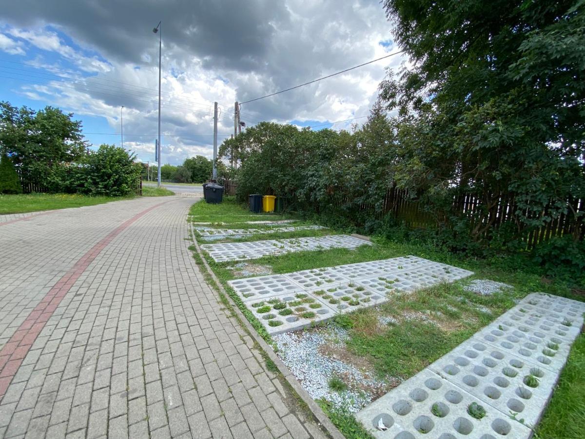 Kwatera prywatna Modlinska 267 No 2 *
